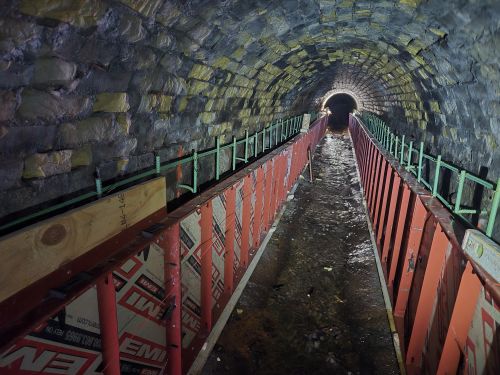 Construction Buckingham Creek Tunnel