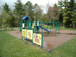 Fairmontpark2015playground2 269X202