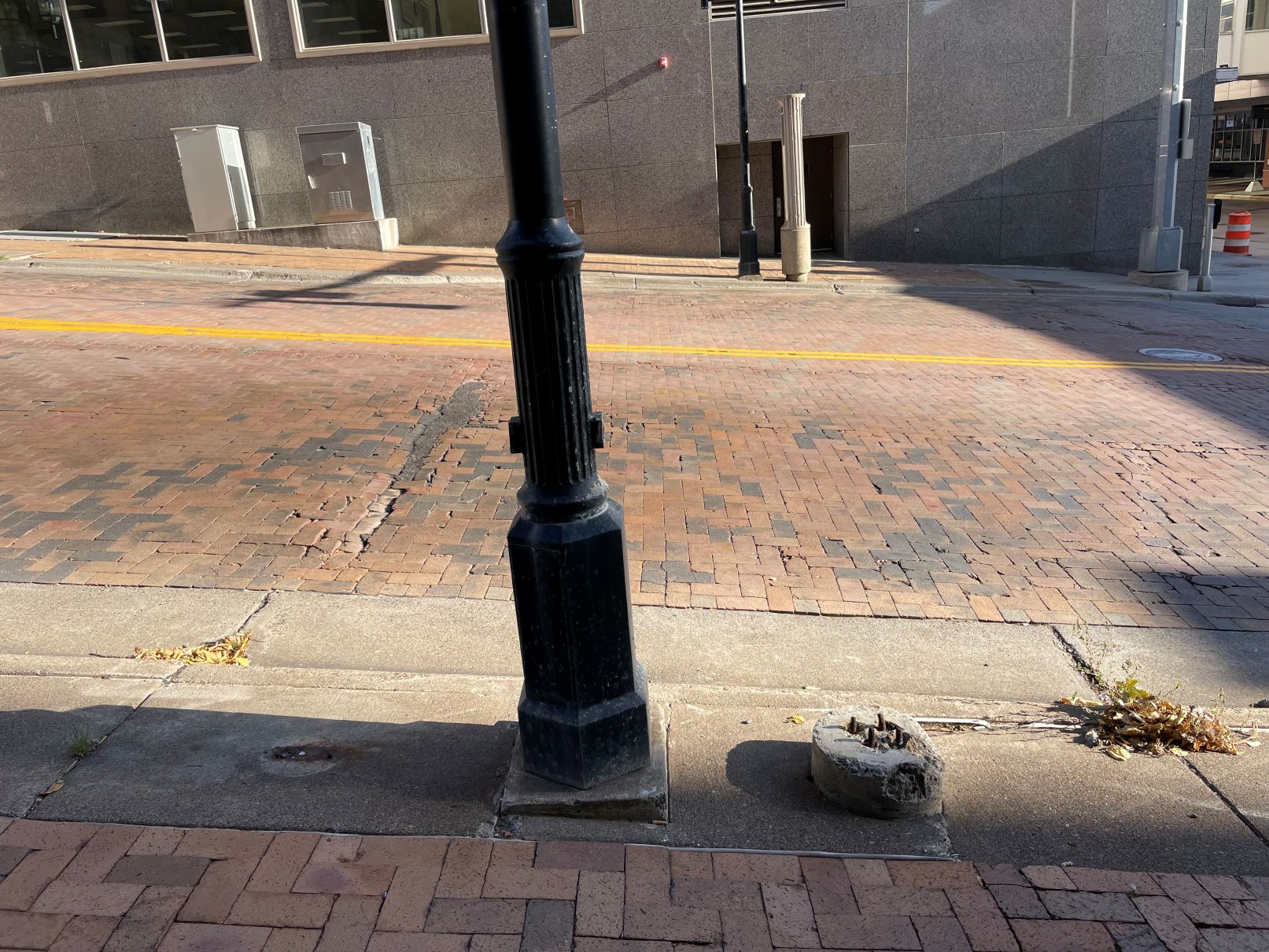 Photograph of 3rd Avenue West