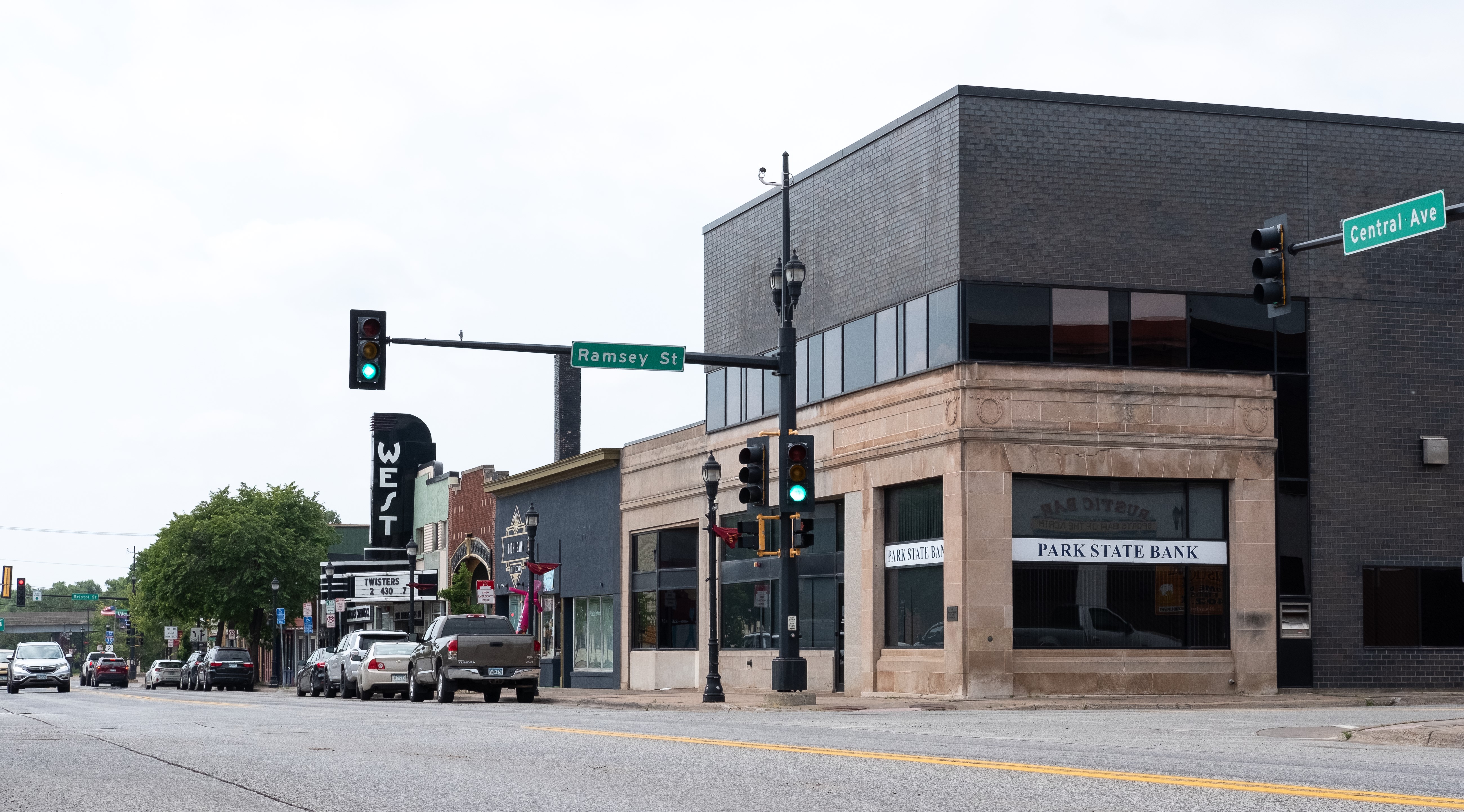 Central And Ramsey Street Scene